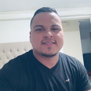 Meet your Posher, Carlos